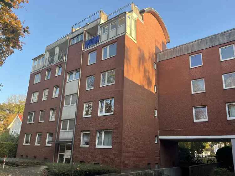 Mieten 3 Zimmer Wohnung zentral mit Balkon ideal für Singles und Paare