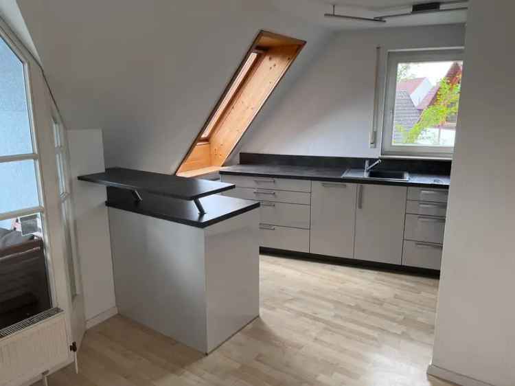 2,5 Zimmer Dachgeschosswohnung in Herrenberg Oberjesingen