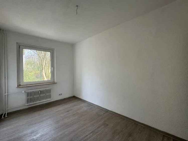 schöne, bezugsfertige 2-Zi-Wohnung im 1. OG