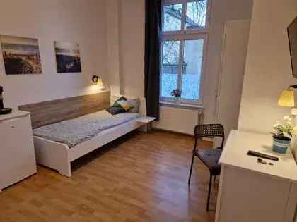 1-Zimmer-Wohnung (16.0 m²) zur Miete in Berlin (Mertensstraße 63, 13587 Berlin, Germany) - immosurf.de