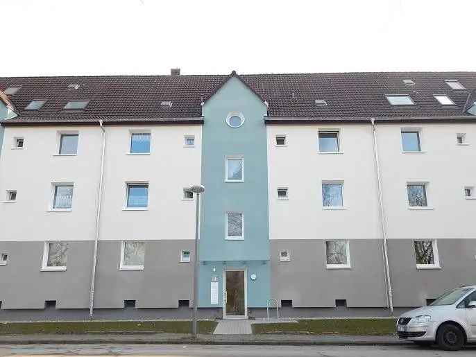 EG-Wohnung mit bodengleicher Dusche in modernisiertem Haus