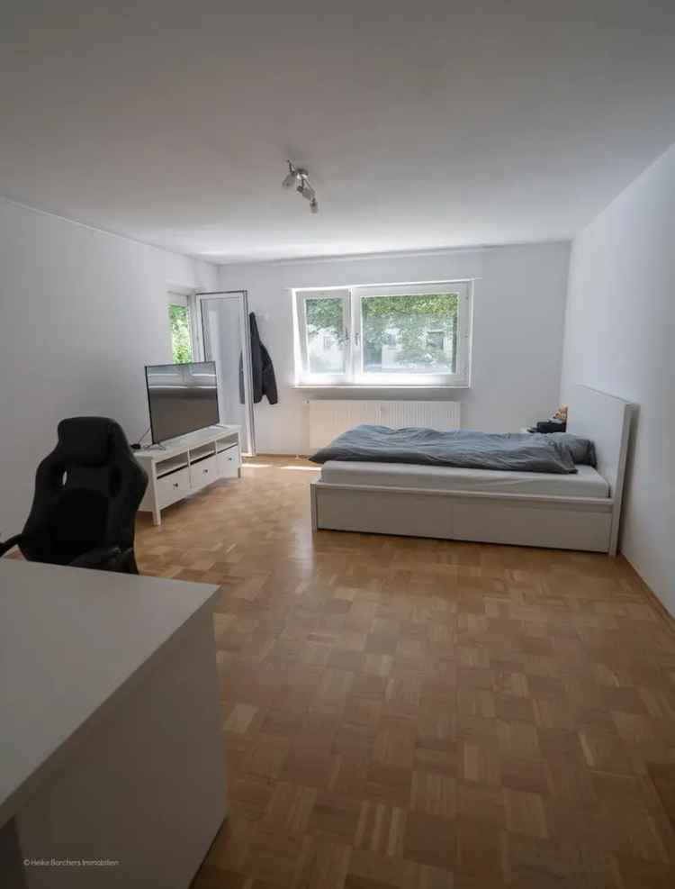 ***Heike Borchers Immobilien***Freundliche 3-Zimmer-Wohnung mit Sonnenloggia***