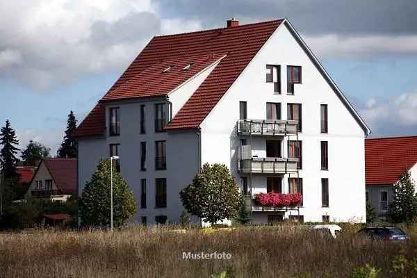 2 Zimmer Wohnung mit Balkon - Denkmalgeschützt - 63m²