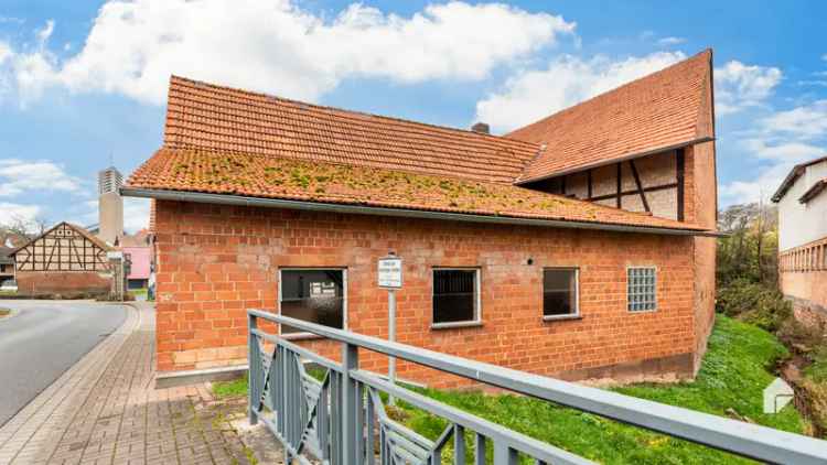 Sanierungsbedürftiges, denkmalgeschütztes Bauernhaus in idyllischer Lage von Hünfeld