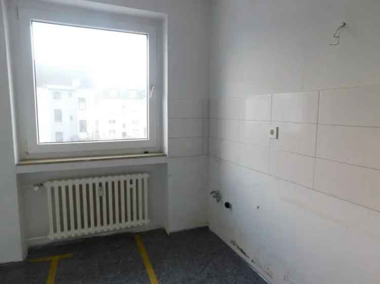 Schöne 2-Zimmer-Wohnung mit Balkon, renoviert!