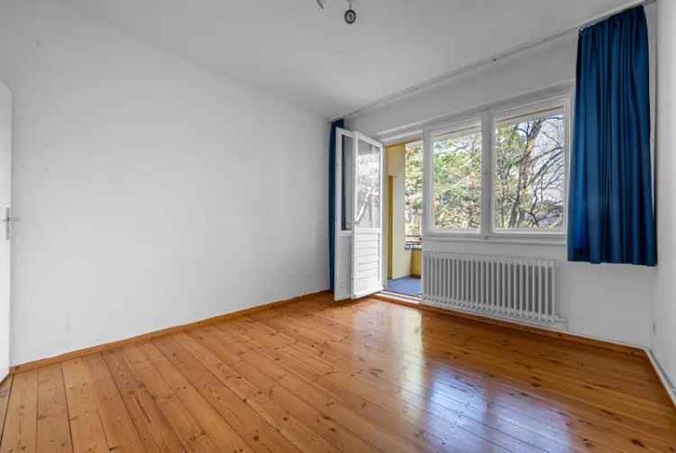 ?? Zuhause in der Bruno-Taut-Siedlung – sonnige 3 Zimmer Wohnung mit Balkon und Blick ins Grüne