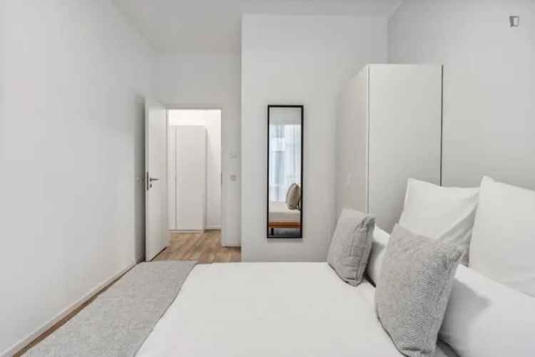 Doppelzimmer in 2-Schlafzimmer Wohnung
