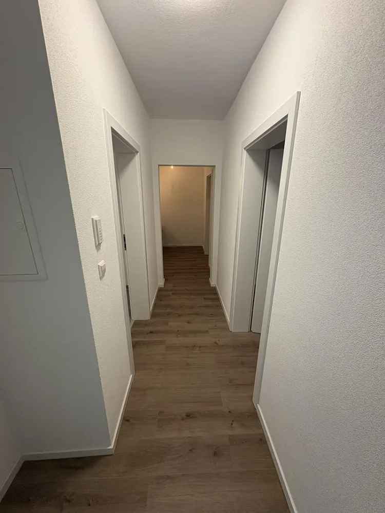 2.OG: Modern sanierte 2-Zimmer-Wohnung in Tuttlingen