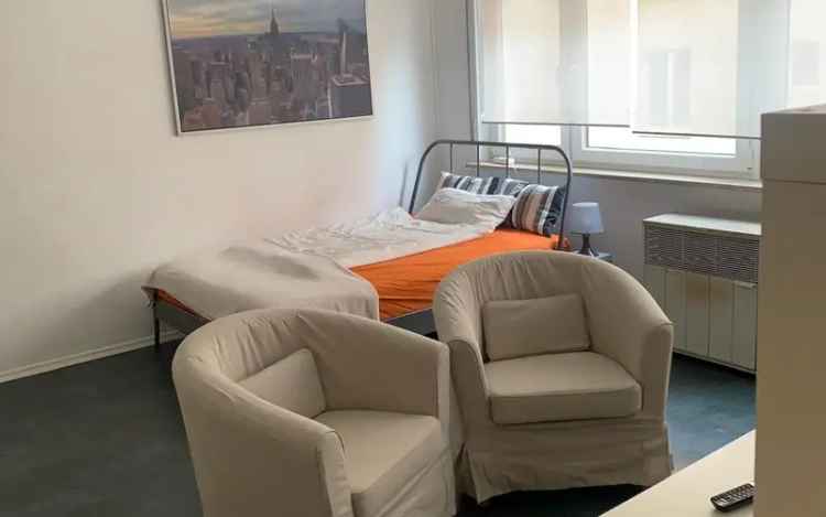 1- Zimmer Apartment mit Wlan, TV, grosser Küche, Waschmaschine, Chrome Cast for TV, Raumventilator, Haarfön, Bügeleisen mit Bügelbrett etc., Nähe Charlottenplatz