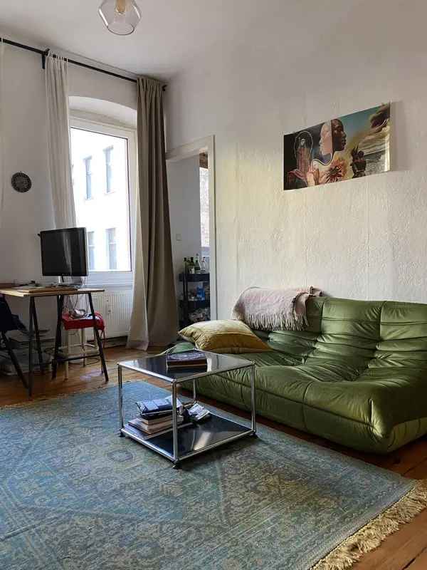 Wohnung tauschen in Kreuzberg Berlin mit großen Fenster