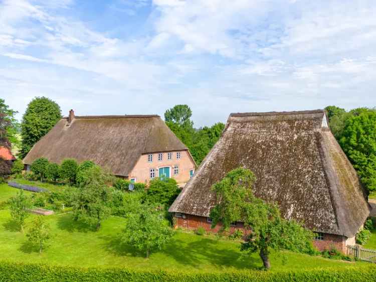 Kauf Reetdachhaus Bahrenfleth mit 6471 m² Grundstück in ruhiger Lage