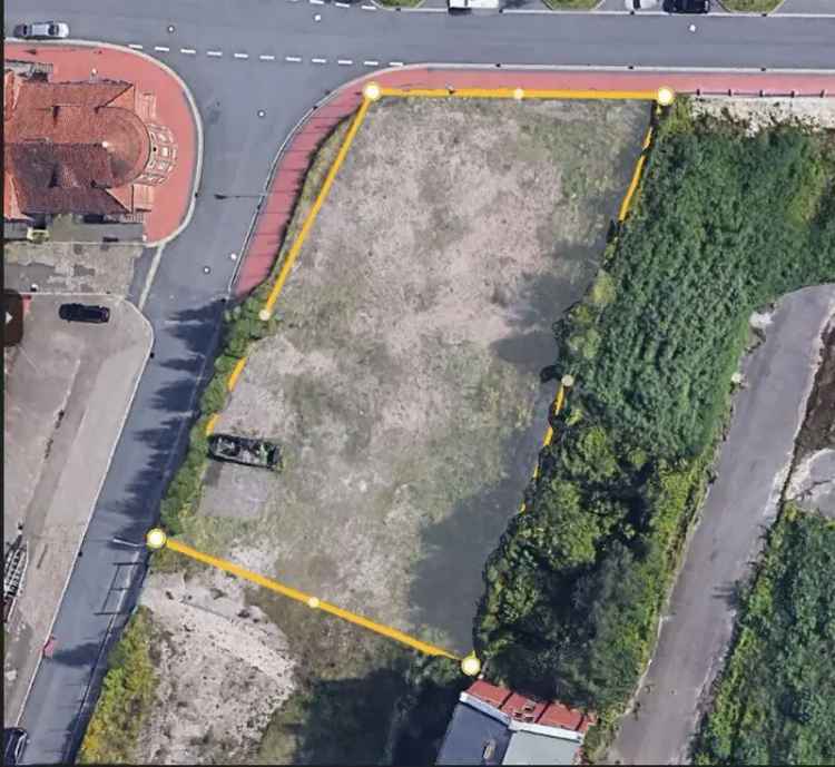 Vermieten Außenfläche 2000 m² mit Tor und LKW-Zufahrt