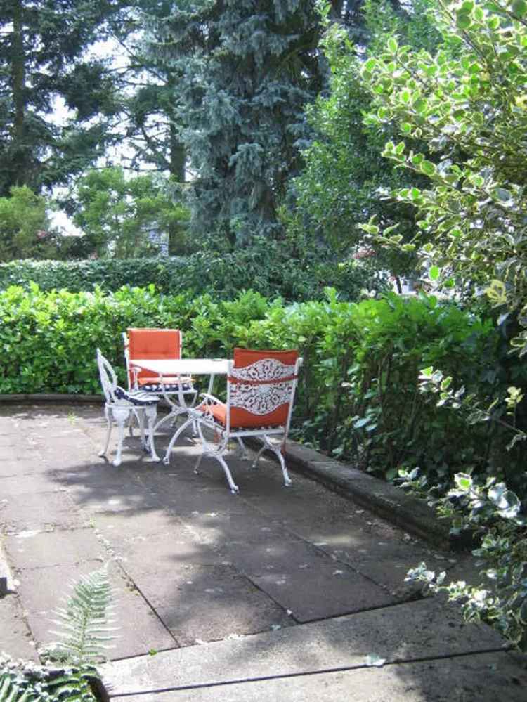 Haus im Haus / gepflegte Maisonette Wohnung mit Terrasse / Garten