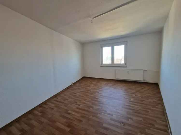 Zentrale 2-Zimmer-Wohnung mit Balkon – Jetzt 300 EUR Amazon-Gutschein sichern!