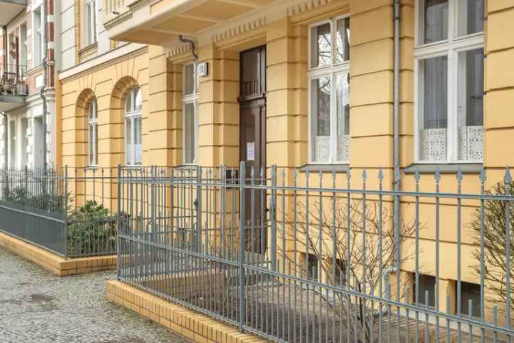 Charmante Altbauwohnung mit Balkon + Pkw-Stellplatz beim Schlosspark Sanssouci