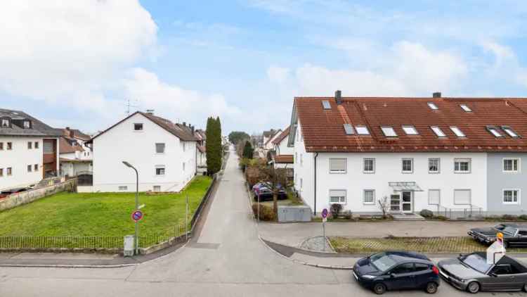 Attraktive Maisonette-Wohnung mit 2 Zimmern, Balkon und Duplex-Garage