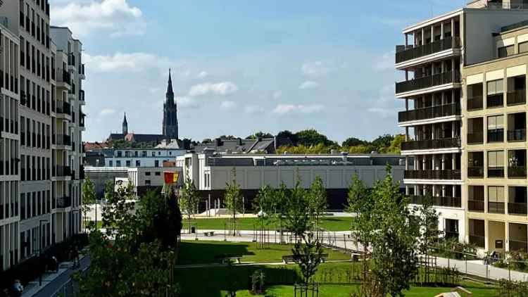 Hochwertig möblierte Wohnung mit Balkon und Dachgarten – schnell im Zentrum