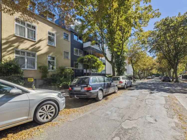 Charmante Dachgeschosswohnung in idyllischer Lage