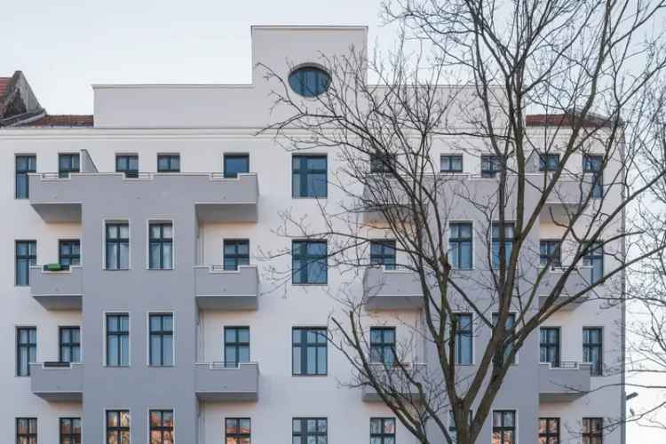 Großzügige 5-Zimmerwohnung mit Terrasse & Altbaudetails als Kapitalanlage in Wedding