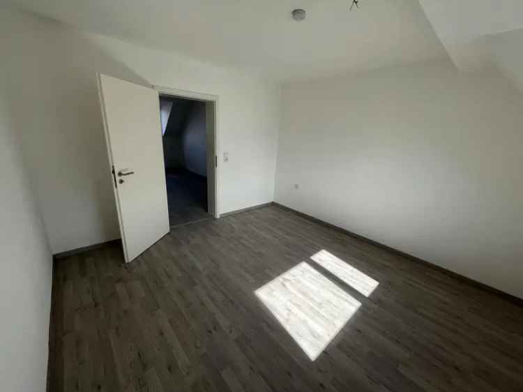 2-Zimmer Dachgeschosswohnung Dortmund Mitte 50m²