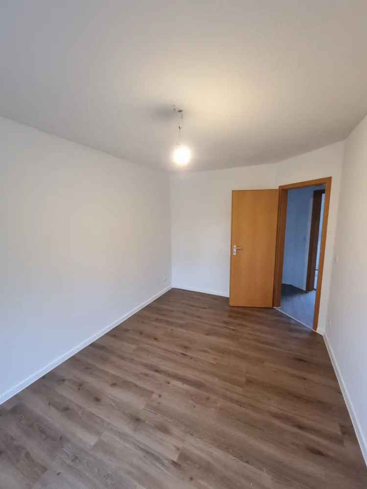 Komfortable 5-Zimmer-Wohnung in Wanheimerort