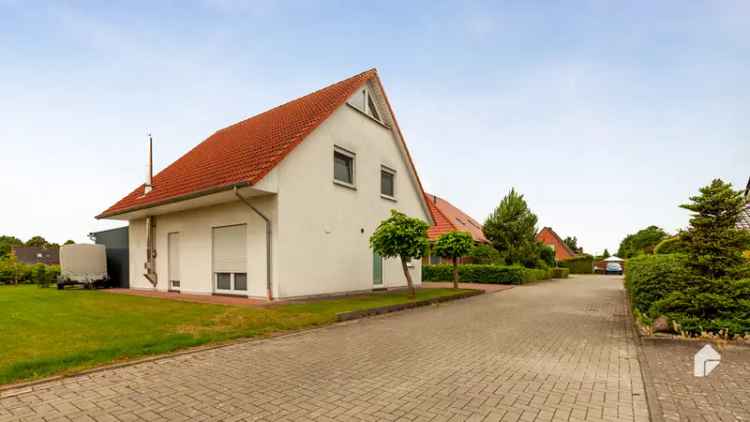 Bungalow kaufen in ruhiger Lage mit Garten, Terrasse und Carport