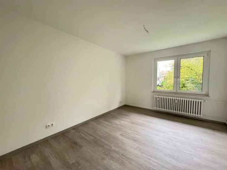 2 Zimmer Wohnung saniert ruhige Lage