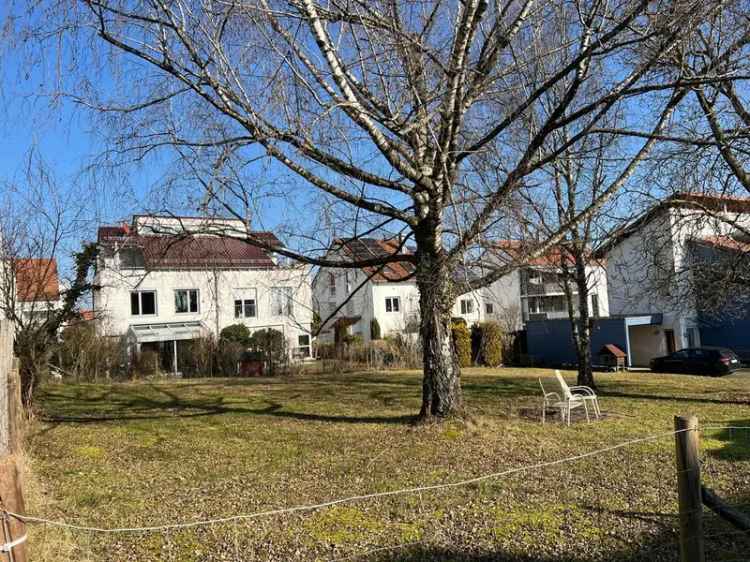 „Wohnen in reizvoller Lage von Stuttgart.“ In sonniger Randlage entstehen 2 sehr großzügige EFHer