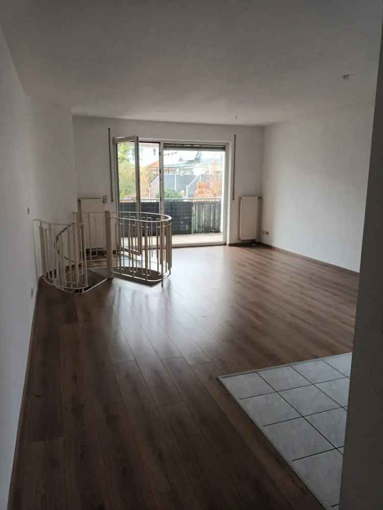 Maisonette Wohnung mit Balkon und Hobbyraum