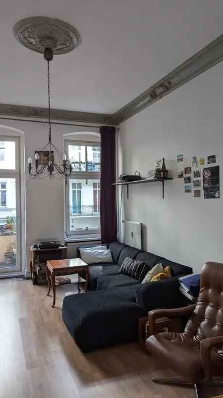 Mietwohnung in Neukölln Berlin mit Balkon und viel Grün