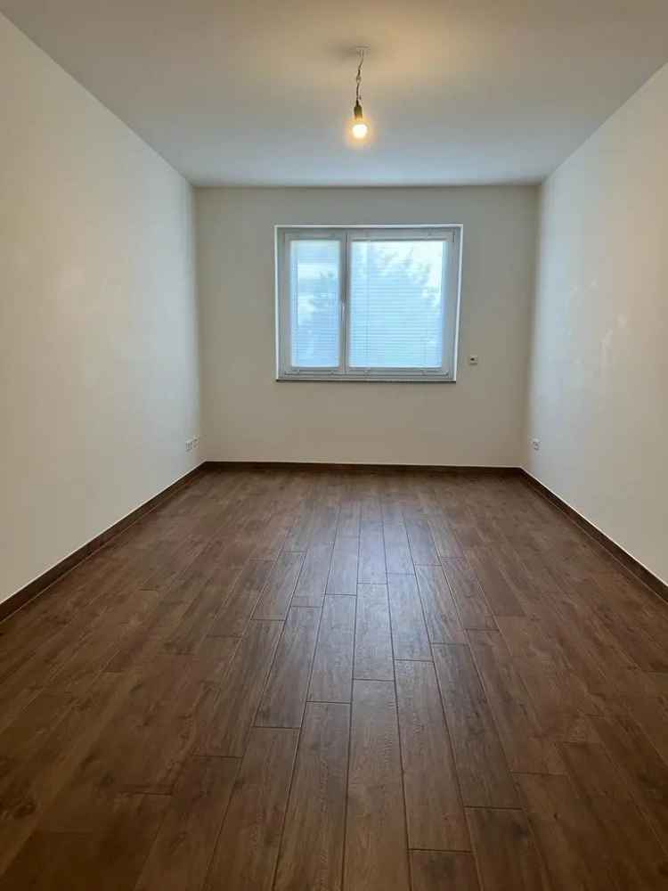 Stadtnahe, schöne 4-Zimmer Wohnung inkl. 2 TG