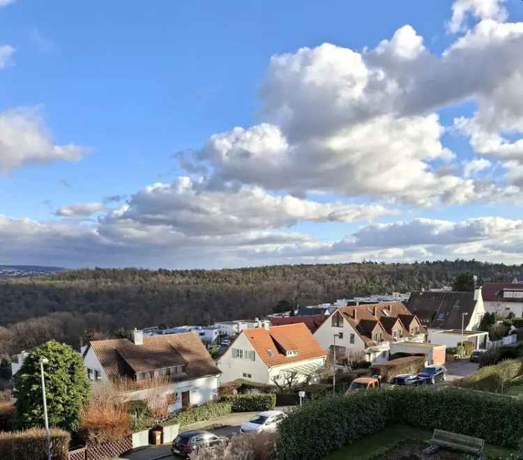 Hochwertige Wohnung mit Balkon und Tiefgaragenstellplätzen in Stuttgart Heumaden