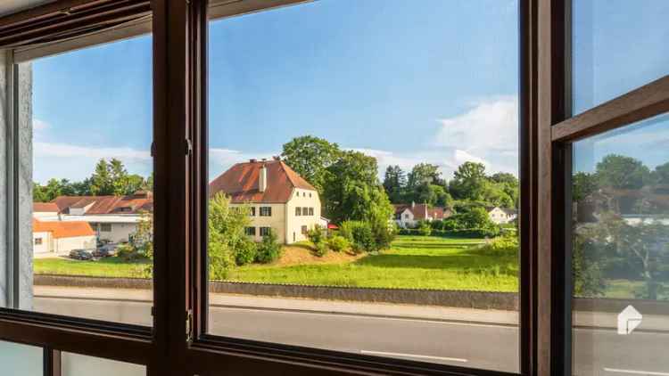 Attraktive 3-Zimmer-Wohnung mit EBK, Balkon und TG-Stellplatz in Mainburg