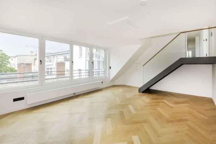 260 m² exklusiver Wohnfläche - Penthouse mit atemberaubender Dachterrasse