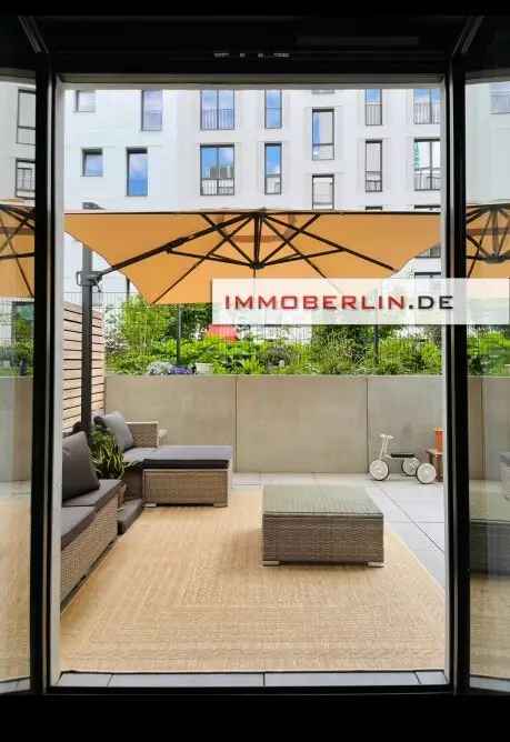 Toplage moderne Wohnung mit großer Südterrasse und klarem Ambiente