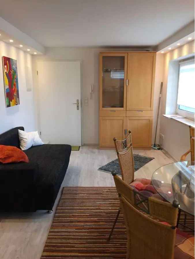 Modernes Mieten 2 Zimmer Souterrain Wohnung in Bad Soden am Taunus