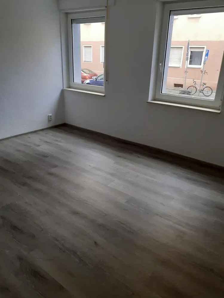 1-Zimmer-Wohnung kaufen im Nürnberger Süden mit schöner Einbauküche