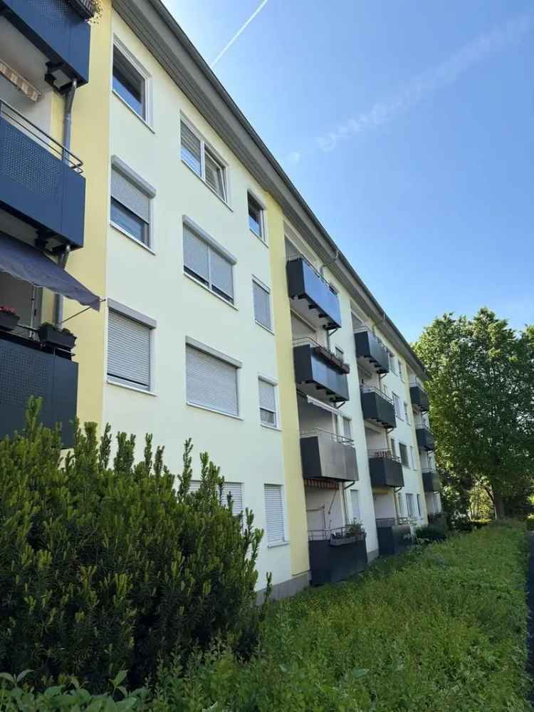 3-Zimmer Wohnung in Steinbach mit Ausbaupontential im Dach!