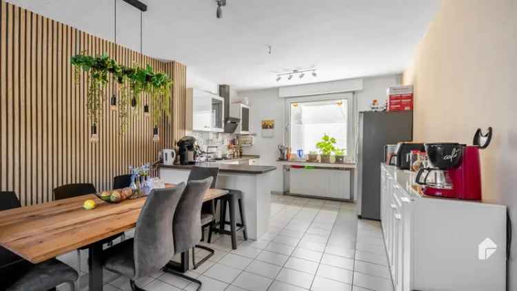 Charmantes Mehrfamilienhaus mit Garten und modernen Annehmlichkeiten