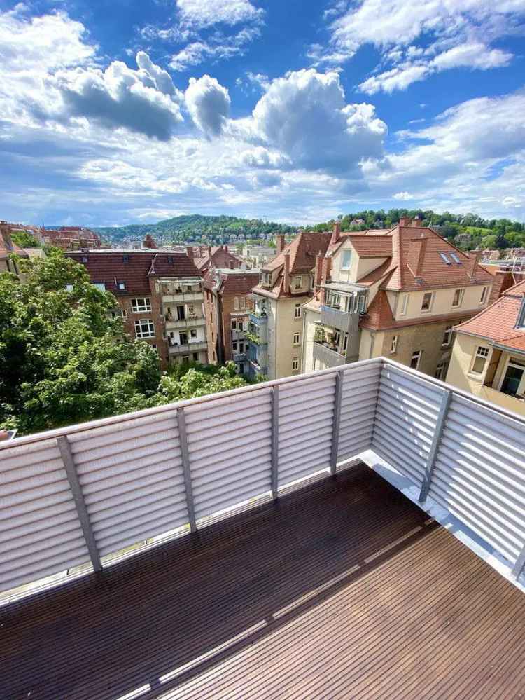 Maisonette Stuttgart Zentrum, Dachterrasse und Balkon, Kulturdenkmal – Aussicht über die Innenstadt