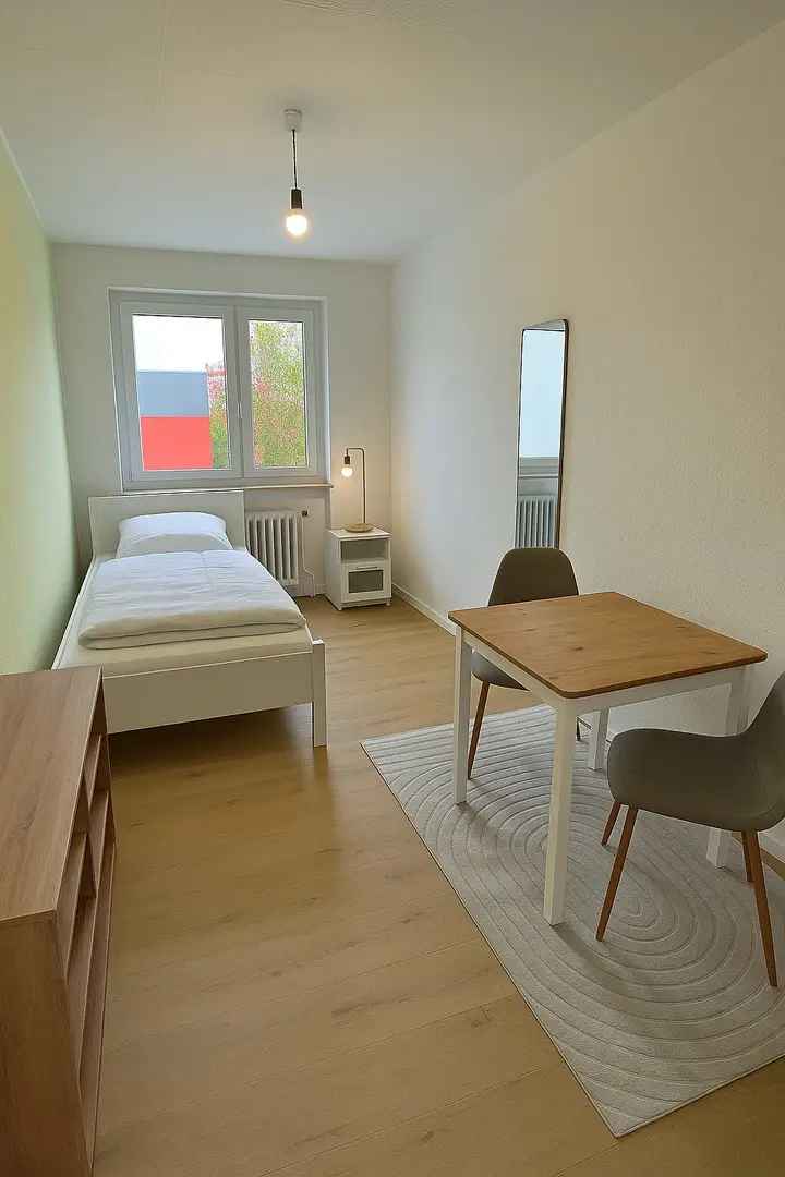 Möbliertes Zimmer oder gesamte 3er WG - Neustadt