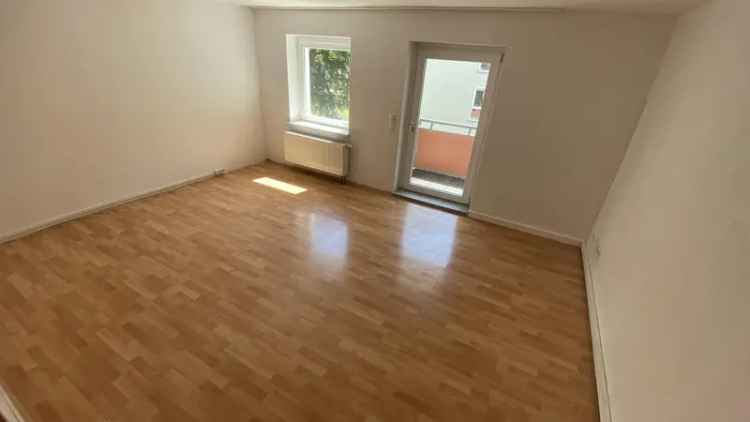 Wiesbaden 3-Zimmer Wohnung Balkon Gartenmitbenutzung Provisionsfrei Saniert