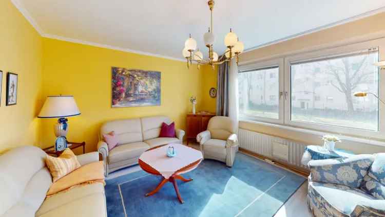 Großzügiges Wohnen im Grünen, Hochparterre mit Balkon und flexiblem Grundriss