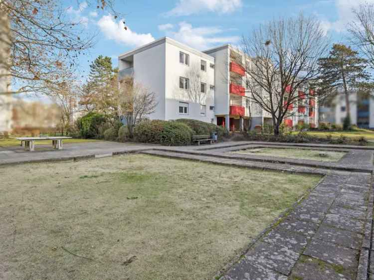 Bezugsfreie 2-Zimmer Wohnung mit Balkon in Berlin Buckow