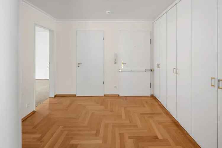 Großzügige Eigentumswohnung mit Südbalkon in beliebter Lage