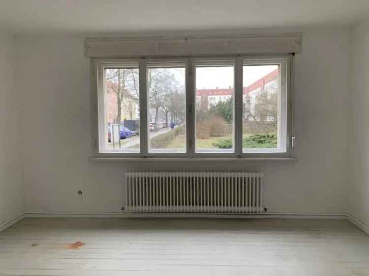 Bezugsfreie Erdgeschoßwohnung in der Nähe vom U-Bahnhof Lindauer Allee