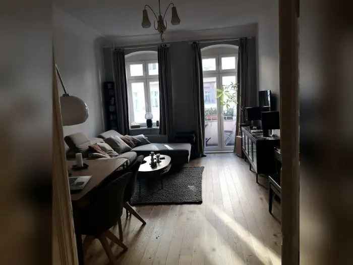 Wohnung mieten in Friedrichshain Berlin mit 2 Zimmern und Balkon