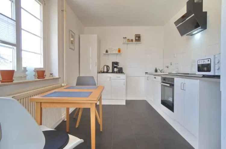 Charmante Wohnung mit Balkon und Gartenblick, ruhig gelegen und mit sehr guter Infrastruktur