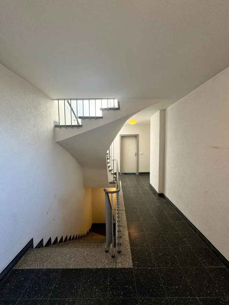 Kapitalanleger aufgepasst – 2 Zimmer/ möbliert/ 2 Zimmer/ bezugsfrei!