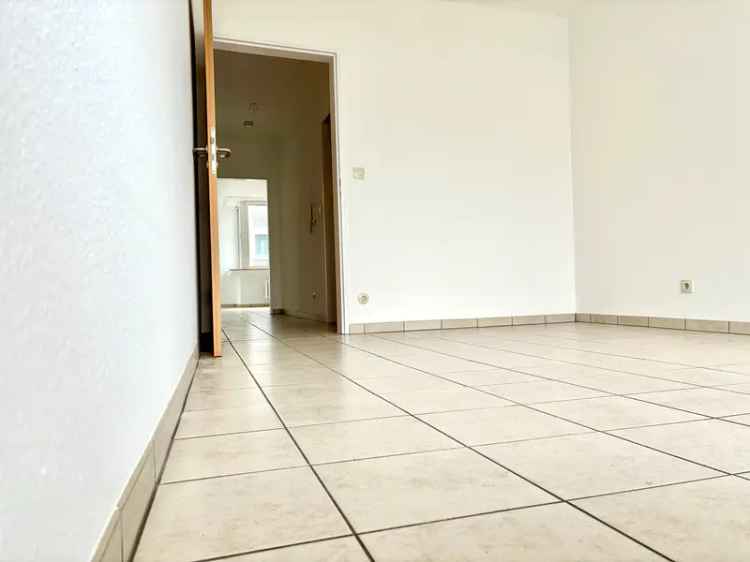 Düsseldorf-Pempelfort, komfortable 2-Zimmer-Whg. 52 m², Balkon mit Markise - provisionsfrei